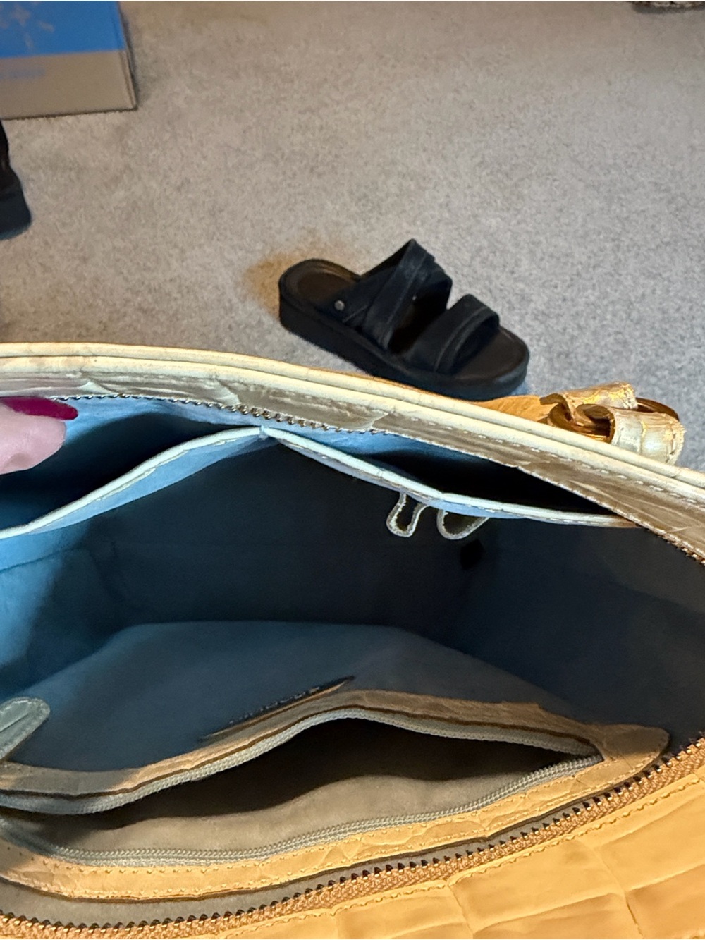Brahmin bag Vintage bucket bag, Crossbody - Picture 9 of 10